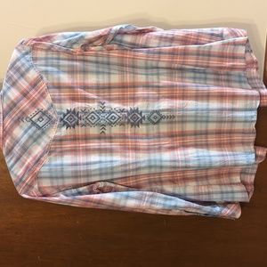 Ariat cowgirl button down dress shirt. Worn 2 times. Excellent condition.